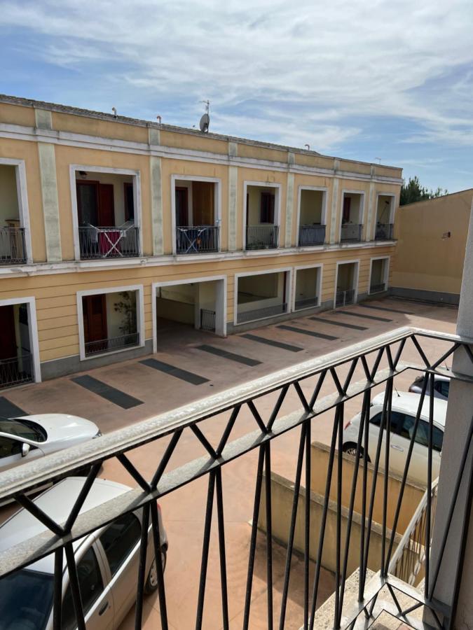 Апартаменты Residenza Sinis Кабрас Экстерьер фото